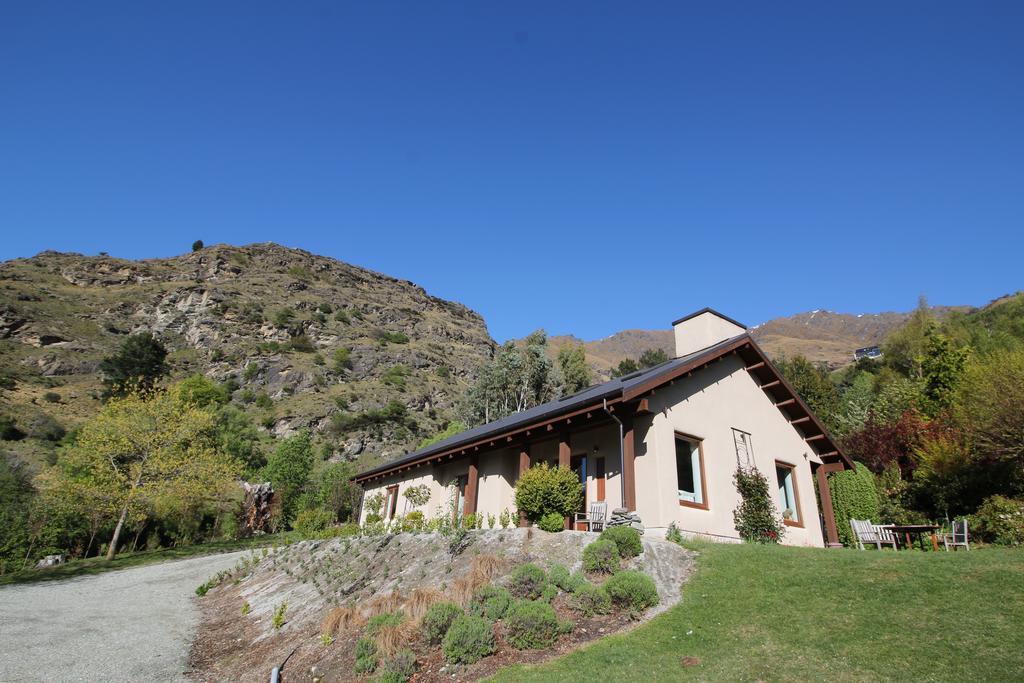 The Paddock Straw Bale Luxury Holiday House Arthurs Point 객실 사진